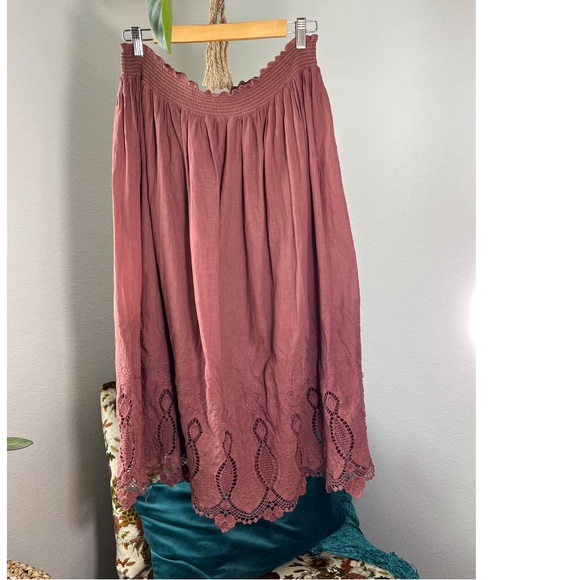 Hand-dyed whimsical dusty rose skirt - Picture 5 of 6